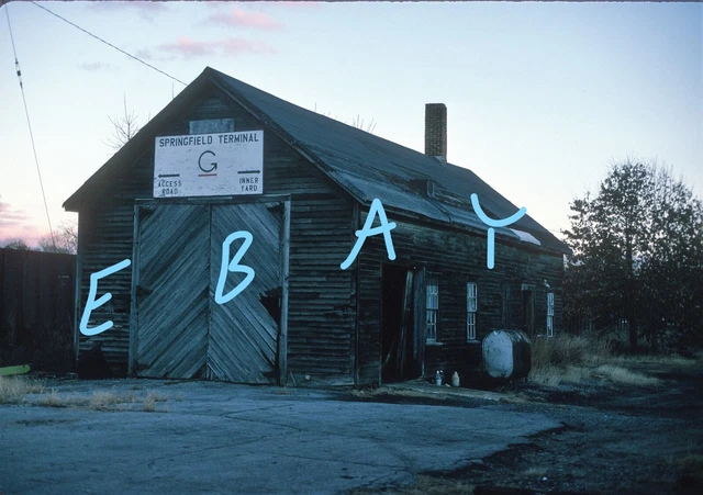 Boston & Maine B&M 1-stall Engine house Nashua NH 1994 Original Kodachrome