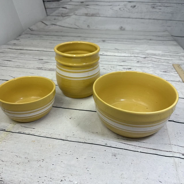 At Home America Yellow White Utensil Holder 8” Bowl 6” Bowl 3 Items Stoneware