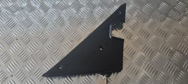 Suzuki GSXR 1000 K1 K2 K3 Left Infill Fairing Panel