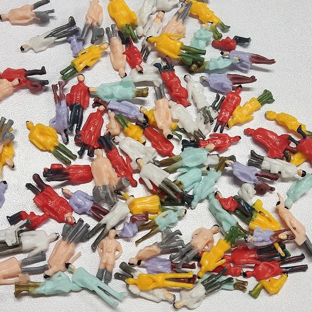 24 Figurines Miniatures Peintes échelle 1:87 - Parfaites Pour Dioramas, Maquettes Ou Décoration