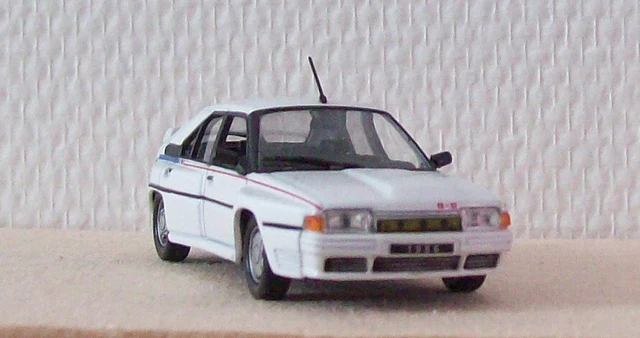 Citroen BX  4 TC 1986 blanche 1/43