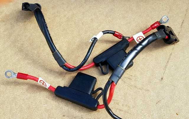 Juego de cables de batería Rascal Pioneer.