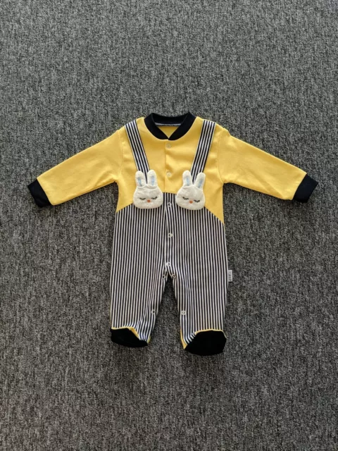 Baby Overall Strampler Trägerhose Streifen 62 Gelb Schwarz Hase Knopf