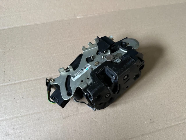 Serrure Porte Avant Droit Servomoteur 7 Broches Compatible BMW X5 E53 - Référence 51218402540