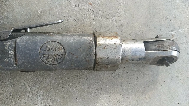 Mac Tools 1/4" Air Ratchet Pneumatic Tool 3