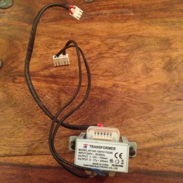 REEBOK-I-RUN MUSIC TREADMILL MODEL-RE-15302 TRANSFORMER MODEL