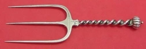 No Pattern by Durgin Sterling Silver Toast Fork Twisted Handle 7 3/4"