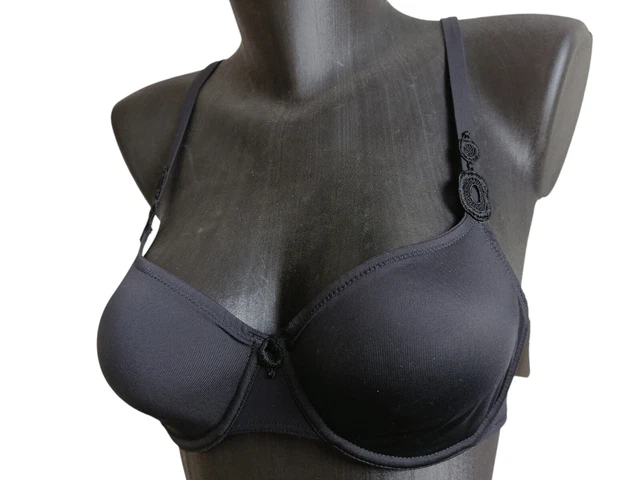 Soutien-gorge Chantelle Référence 3611 Couleur Noir - Taille FR 85C (EU/DE 70C) - Avec Armatures, Non Rembourré - Neuf Avec étiquettes