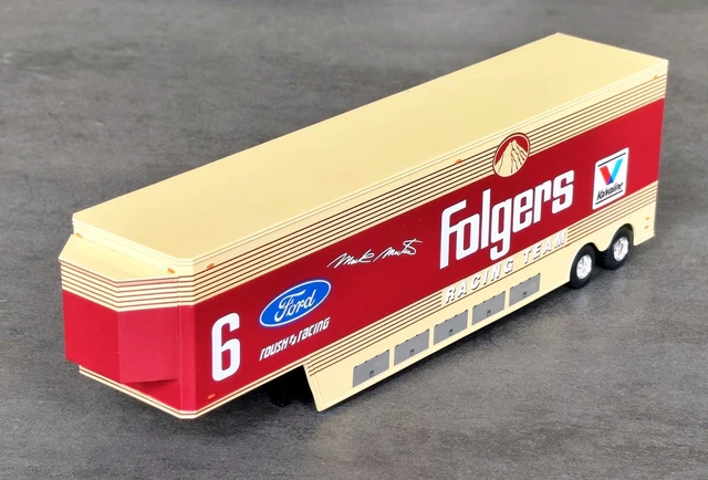 Set Assistance Ford Rally – 8 Miniatures IXO Altaya – 1:43 – Ford Transit