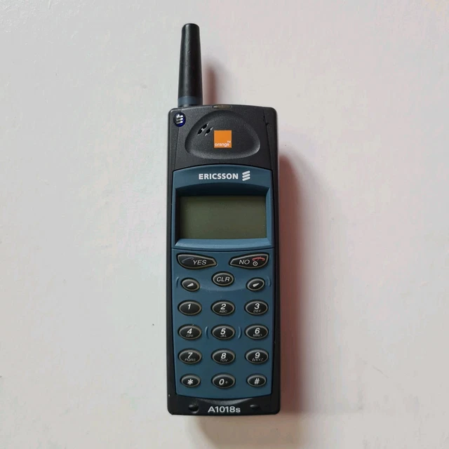 Téléphone Portable Vintage Ericsson A1018s 'brique' 1999 - Couleur Vin Prune Rare - Débloqué - Fonctionnel (sauf Batterie)