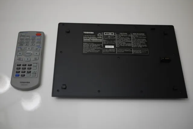 Toshiba SD-P2800 Portable DVD Player Batteries Pack SD-PBP28 and Remote MEDR28UX