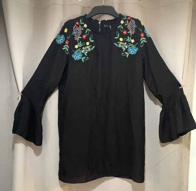 Trafaluc clothing clearance