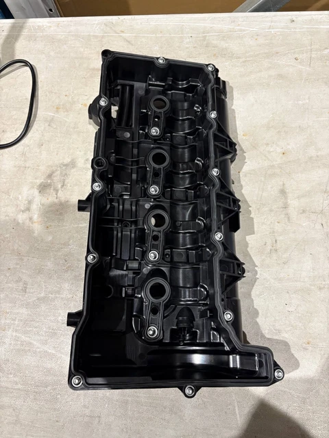 Engine Valve Cover OEM 11128581798 – Nemeco Autoparts