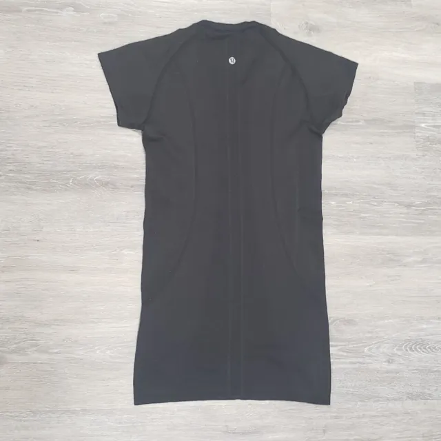 Lululemon Swiftly Tech Short Sleeve Crew Black Size 4 Activewear Top