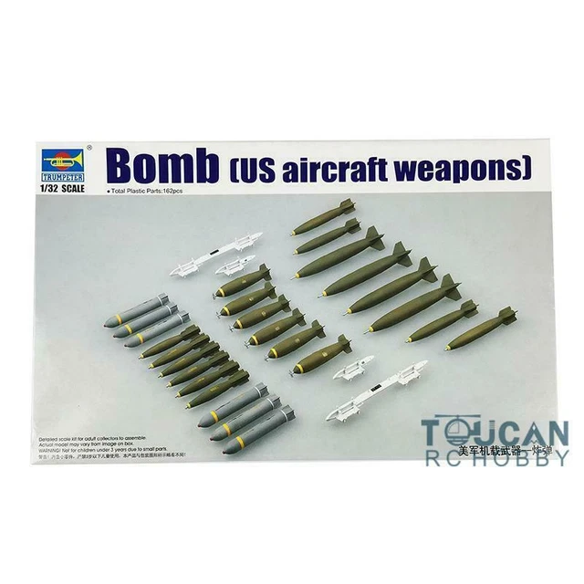 1/32 Trumpeter U.S. Aircraft Weapons Bombs for Battleplane Model 03307 Display