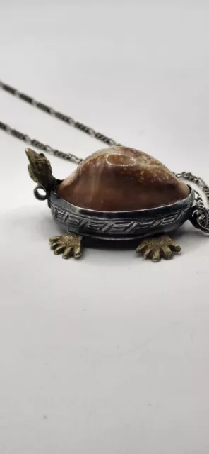 Vintage 925 Sterling Repousse Figurative Turtle Real Seashell Pendant Necklace