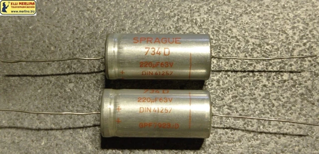 Lotto Di 10 Condensatori Elettrolitici Assiali Supertech 220uF 50V, Nuovi