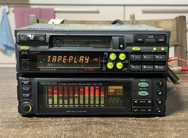 KENWOOD KGC-700 GRAPHIC Equalizer KRC-X800 Cassette Tuner