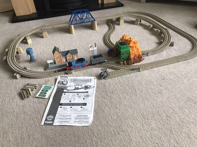 Trackmaster Set Lower THOMAS & FRIENDS TrackMaster Thomas at Echo Caves Set - Complete £33.99 ...