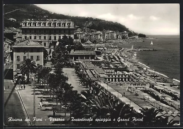 Ansichtskarte Varazze, Riviera dei Fiori, Incantevole spiaggia e Grand Hotel