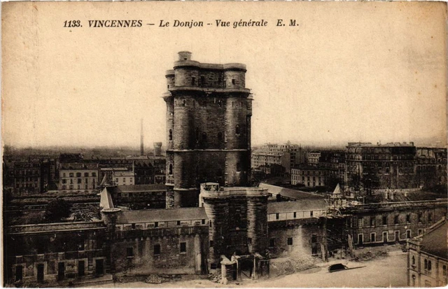 CPA AK Vincennes Le Donjon-Vue Generale FRANCE (1283258)