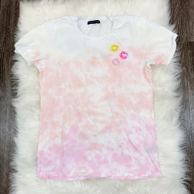 Lauren Moshi x Aqua T-shirt Tee Womens Size XS Pink Tie Dye Ombre Kiss Graphic