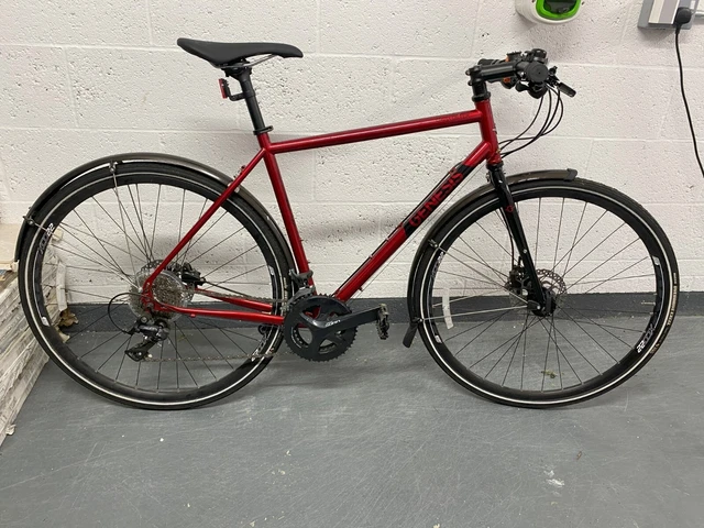 Genesis croix de fer 10 2025 fb