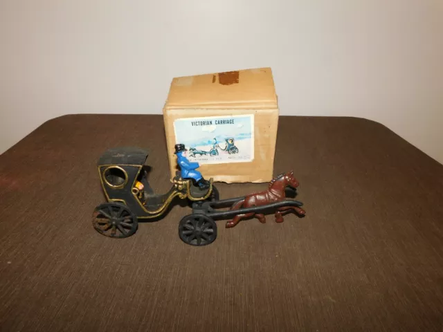 Vintage  Horse Toy Cast Iron  Victorian Carrige