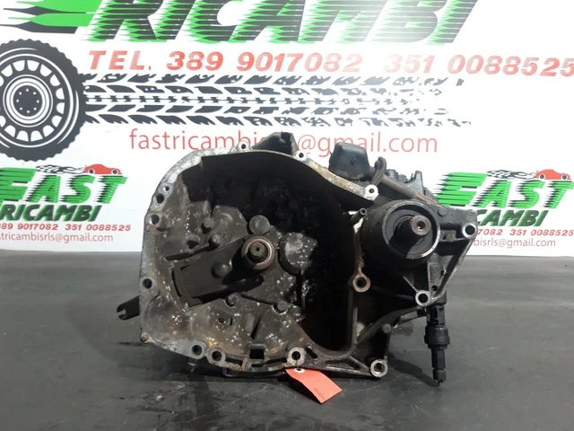 Pomello Leva Cambio 5 Marce Per Renault Clio, Megane, Scenic - ABS Cromato, Forma Ergonomica, Facile Installazione