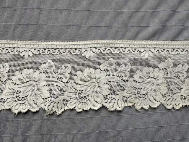 French 1940s-50s lace edging -Floral design 91" by 3.5"