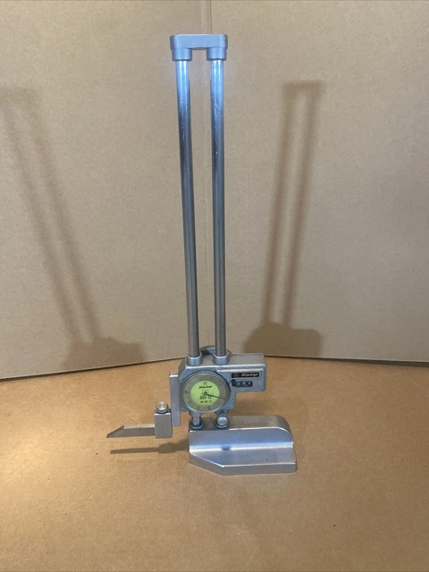 Mitutoyo 192-111 Height Gauge With Counter .001-12" Mitutoyo 192-111 Height Gauge With Counter .001-12"