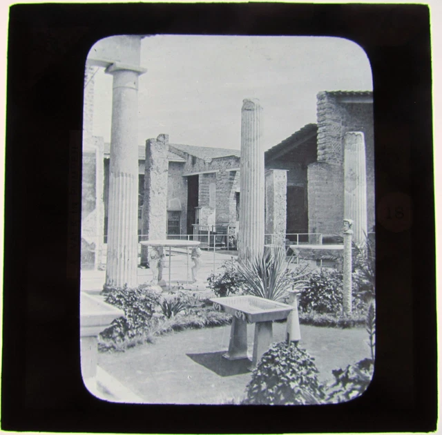 Glass Magic Lantern Slide POMPEII CASA VETTI THE GARDEN C1910 ROMAN ITALY