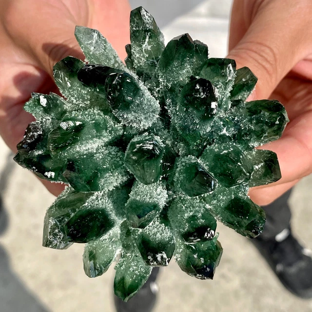 348G New Find Green Phantom Quartz Crystal Cluster Mineral Specimen Healing 4