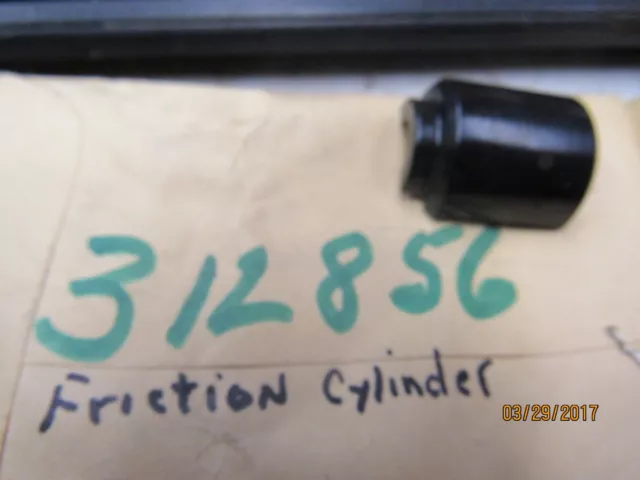 New  Omc Oem  Johnson Evinrude Drive Friction Cylinder 312856