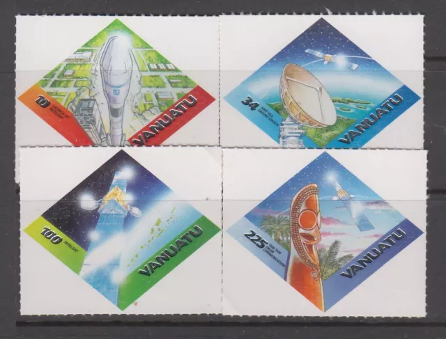 Vanuatu - EXPO 2000 World Stamp Exhibition Issue (Set MNH) 2000 (CV $8)