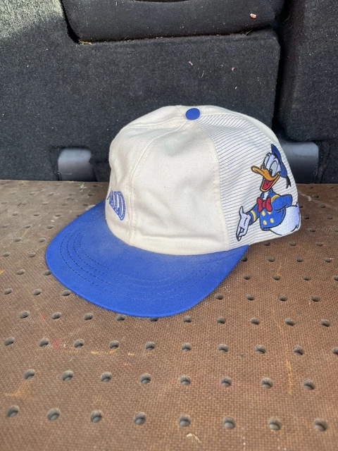 Vtg 90s Donald Duck Snapback Disney SnapBack Hat Laser Shadow Side Version