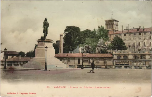 CPA Valence Statue du General Championnet FRANCE (1091864)