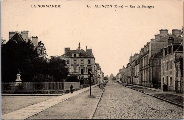 *49283 cpa 61 Alençon - Rue de Bretagne