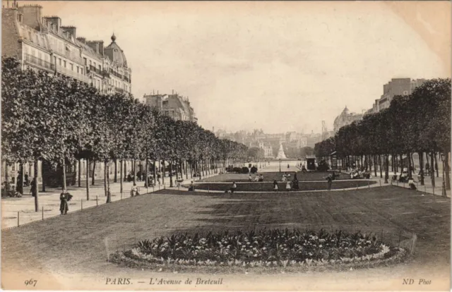 CPA PARIS 7e Avenue de Breteuil (998137)