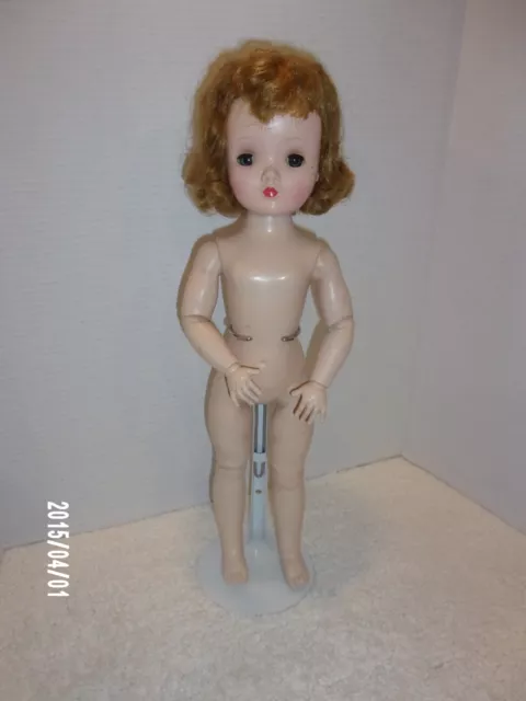 Madame Alexander Fully Jointed Sweet Violet Doll Cissy Face Vintage TLC