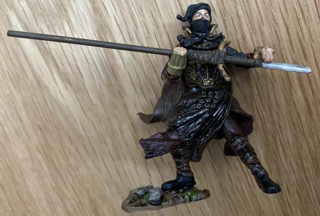 2004 Play Along~Haradrim Warrior~Lord of the Rings~Armies of Middle Earth