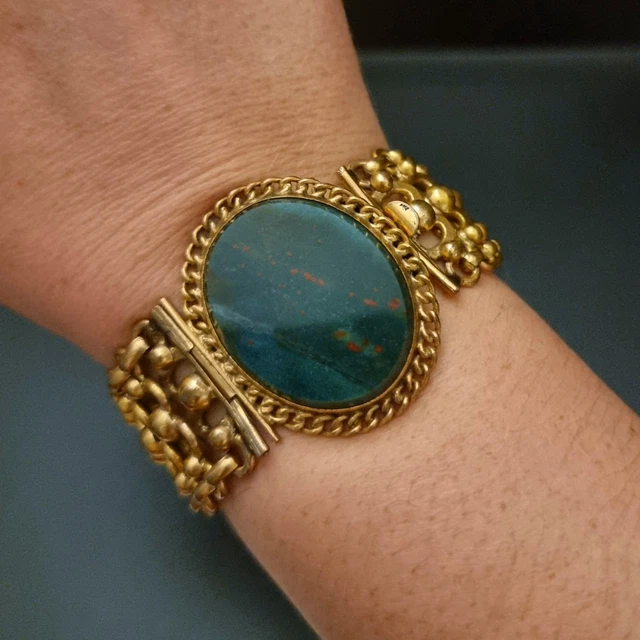 Bracelet Ancien XIXe Napoléon III En Plaqué Or Avec Opaline - Longueur 18,5 Cm - Occasion Avec Accident Sur Opaline