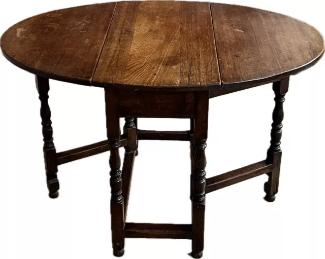 Heavy And Fine Quality 17Th Century Style Oak Gate Leg Table