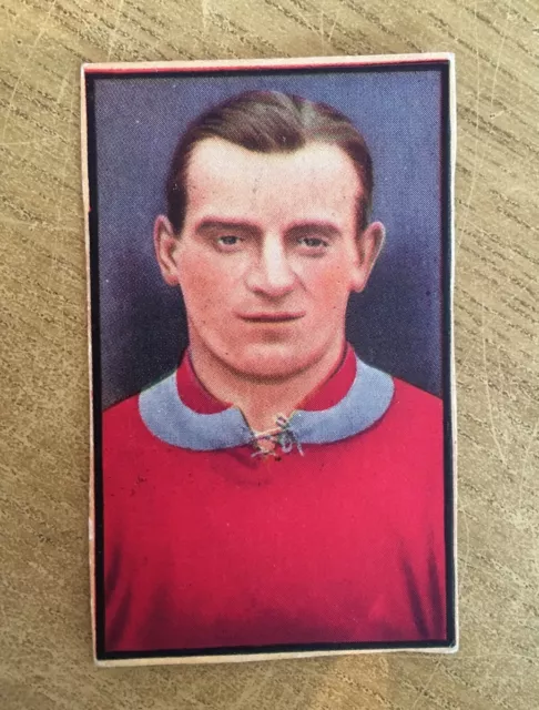 Aston Villa Footballer Trade Card by Sport & Adventure 1922 Card 43 R.E.York
