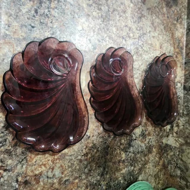 Hazel Atlas Moroccan Amethyst Seashell Swirl Glass Set of 3 Snack Plates