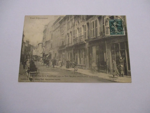 Cpa Murthe Et Moselle 54 Picturesque Toul La Rue De La Republique