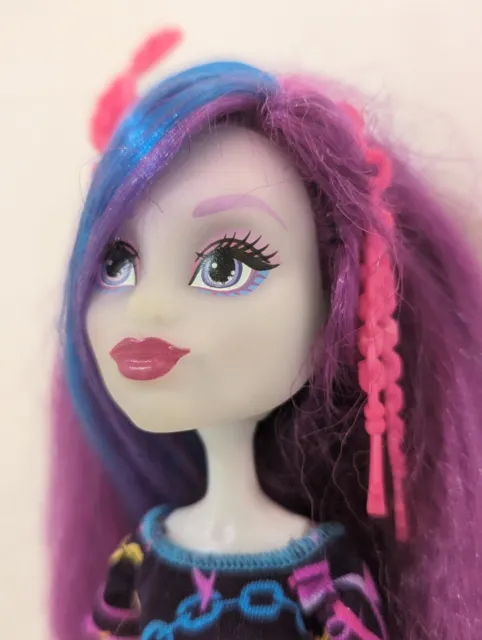 Mattel Monster High Doll ARI HAUNTINGTON ELECTRIFIED USED Opened Play Wear