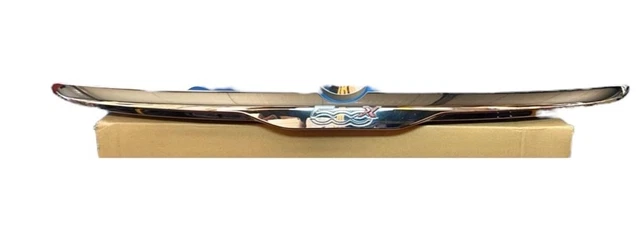 Stemma Portellone Posteriore Originale VW T4 Transporter, Cromato, Diametro 10-10,5 Cm, Ricambio 701853601F