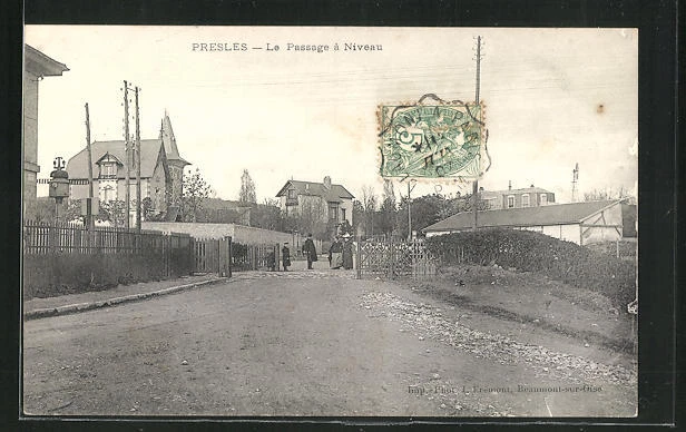 CPA Presles, Le Passage à Niveau, Bahnübergang