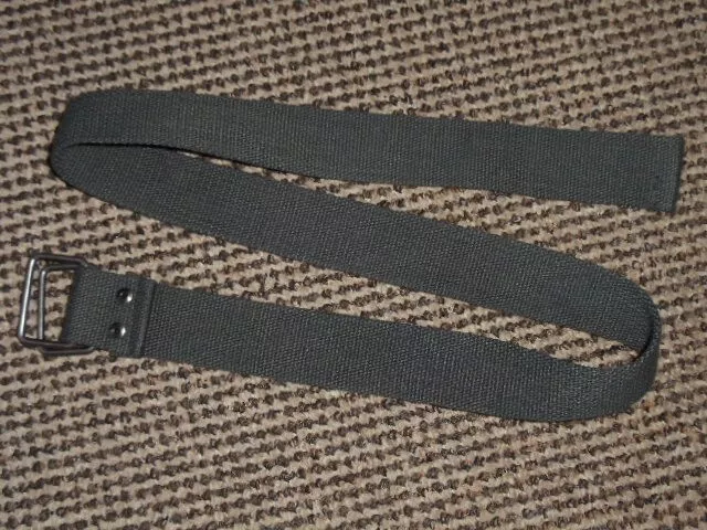 Cinturón de tela gris para hombre 39"" de largo adecuado para cintura de 30"" - diseño de doble espalda